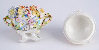 Lot 433 - A group of encrusted porcelain including Derby