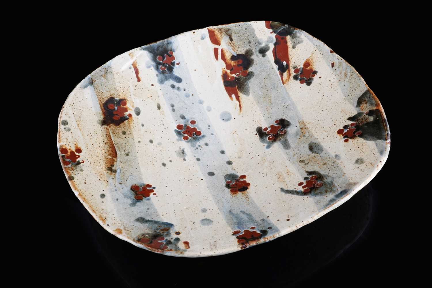 Lot 34 - A John Maltby dish