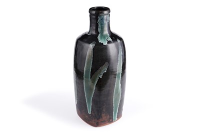 Lot 35 - A Jim Malone studio pottery vase