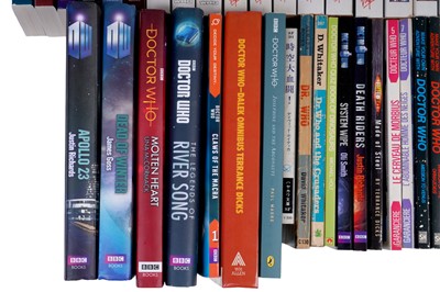 Lot 283 - A collection of Virgin Doctor Who and other books