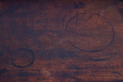 Lot 52 - A George III bowfront mahogany chest of drawers