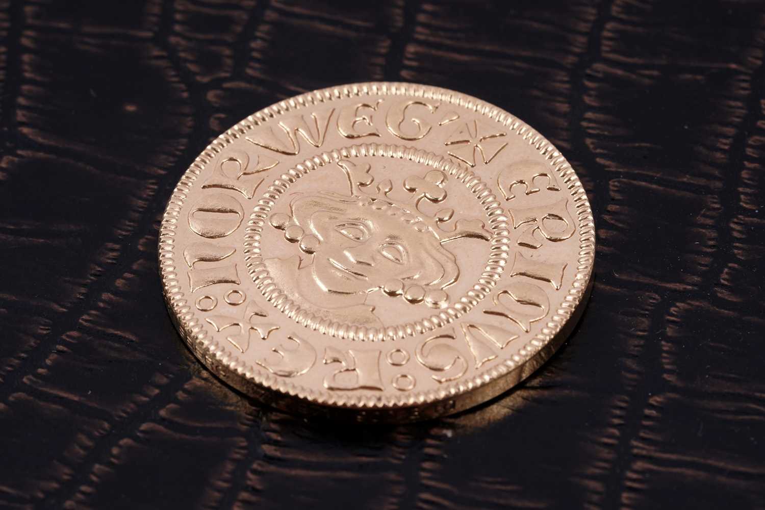 Lot 137 - A Norwegian gold 1 Penning Eirik Magnusson