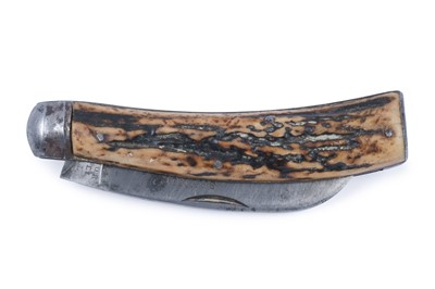 Lot 494 - Three knives