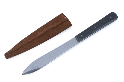 Lot 494 - Three knives