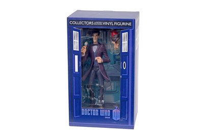 Lot 229 - A collection of Doctor Who figures and models