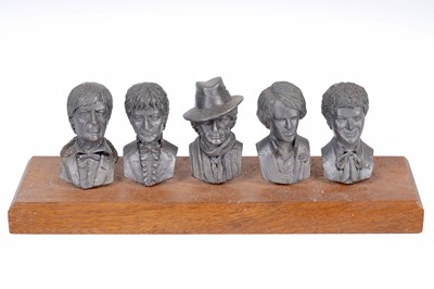 Lot 260 - A collection of Doctor Who figurines