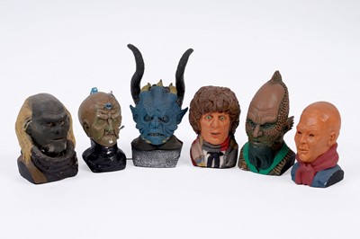 Lot 260 - A collection of Doctor Who figurines