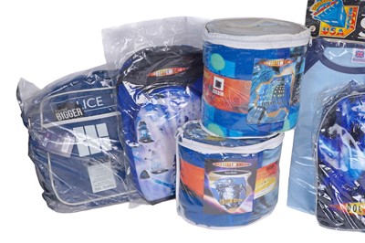 Lot 258 - A collection of Dr Who clothing