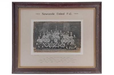 Lot 401 - Newcastle United F.C. 1923 – 1924 season squad photograph
