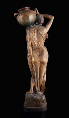 Lot 458 - A Goldscheider Art Nouveau figure