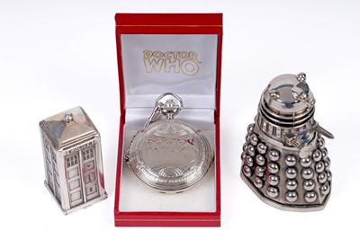 Lot 256 - A collection of Doctor Who cufflinks, keyrings, wallets, watches, and others