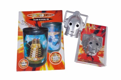 Lot 259 - A collection of Doctor Who homeware and furniture