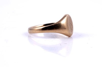 Lot 3 - An Edwardian 18ct gold signet ring