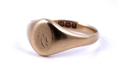 Lot 3 - An Edwardian 18ct gold signet ring