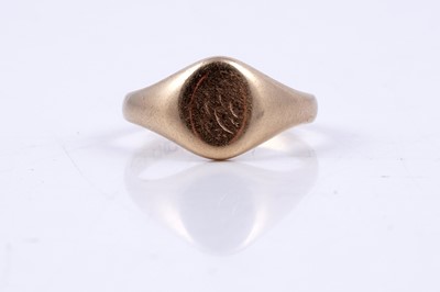 Lot 3 - An Edwardian 18ct gold signet ring
