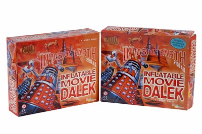 Lot 240 - A collection of Doctor Who Dalek toys and collectables