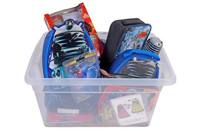Lot 219 - A large collection of Doctor Who items