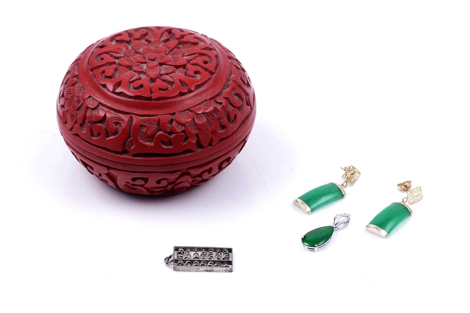 Lot 69 - Chinese jewellery, including: a pair of 14K gold and jade pendant earrings; and an 18ct gold pendant