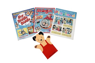 Lot 84 - Young children’s weekly comics