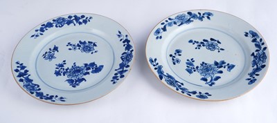 Lot 339 - Chinese export plates