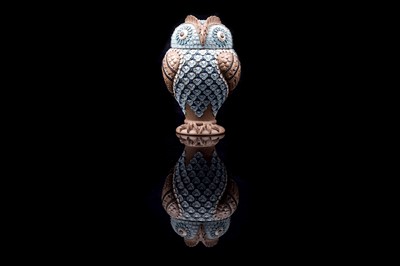 Lot 443 - A Doulton Lambeth Silicon-Ware owl jar and cover