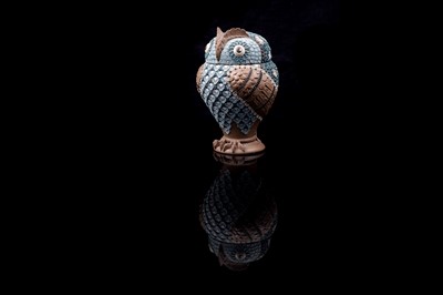 Lot 443 - A Doulton Lambeth Silicon-Ware owl jar and cover