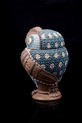 Lot 443 - A Doulton Lambeth Silicon-Ware owl jar and cover