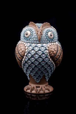 Lot 443 - A Doulton Lambeth Silicon-Ware owl jar and cover
