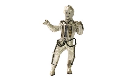 Lot 250 - A Tomb of the Cybermen statuette