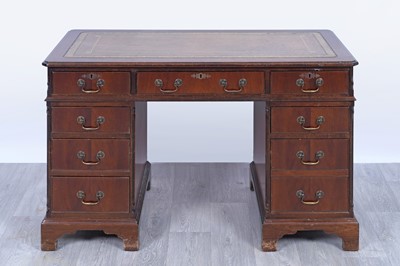 Lot 11 - A Georgian-style mahogany pedestal desk