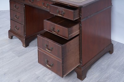 Lot 11 - A Georgian-style mahogany pedestal desk