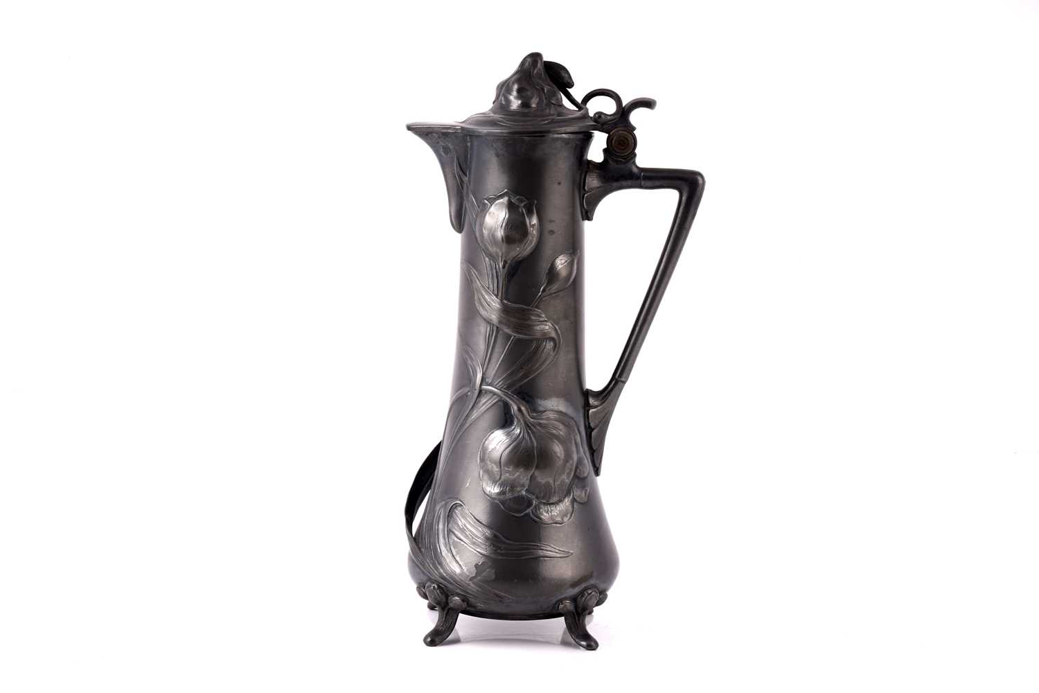 Lot 487 - WMF: an early 20th Century Art Nouveau pewter claret jug