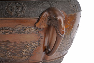 Lot 364 - A large Japanese bronze jardiniere