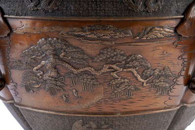 Lot 364 - A large Japanese bronze jardiniere