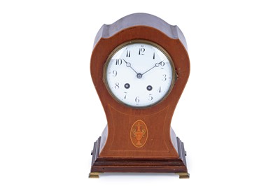 Lot 185 - An Edwardian inlaid mahogany 8-day balloon mantel clock