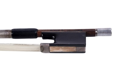 Lot 45 - A French violin bow 'Simoutre'