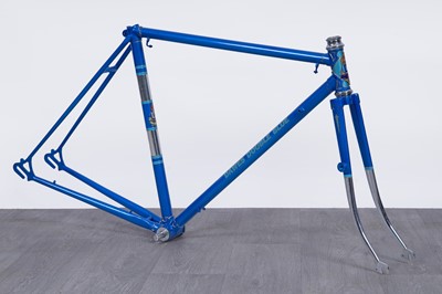 Lot 606 - A Dawes ‘Double Blue’ racing bicycle frame