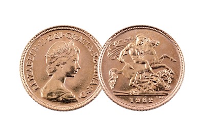 Lot 160 - Queen Elizbeth II gold half-sovereign