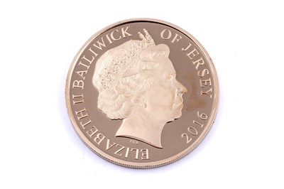 Lot 52 - Elizabeth II 22ct gold Lest We Forget Five-Pound Proof Poppy Coin