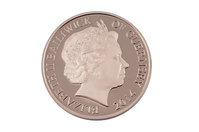 Lot 54 - Elizabeth II 22ct gold The Centenary of the First World War Five-Pound Coin
