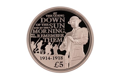 Lot 54 - Elizabeth II 22ct gold The Centenary of the First World War Five-Pound Coin
