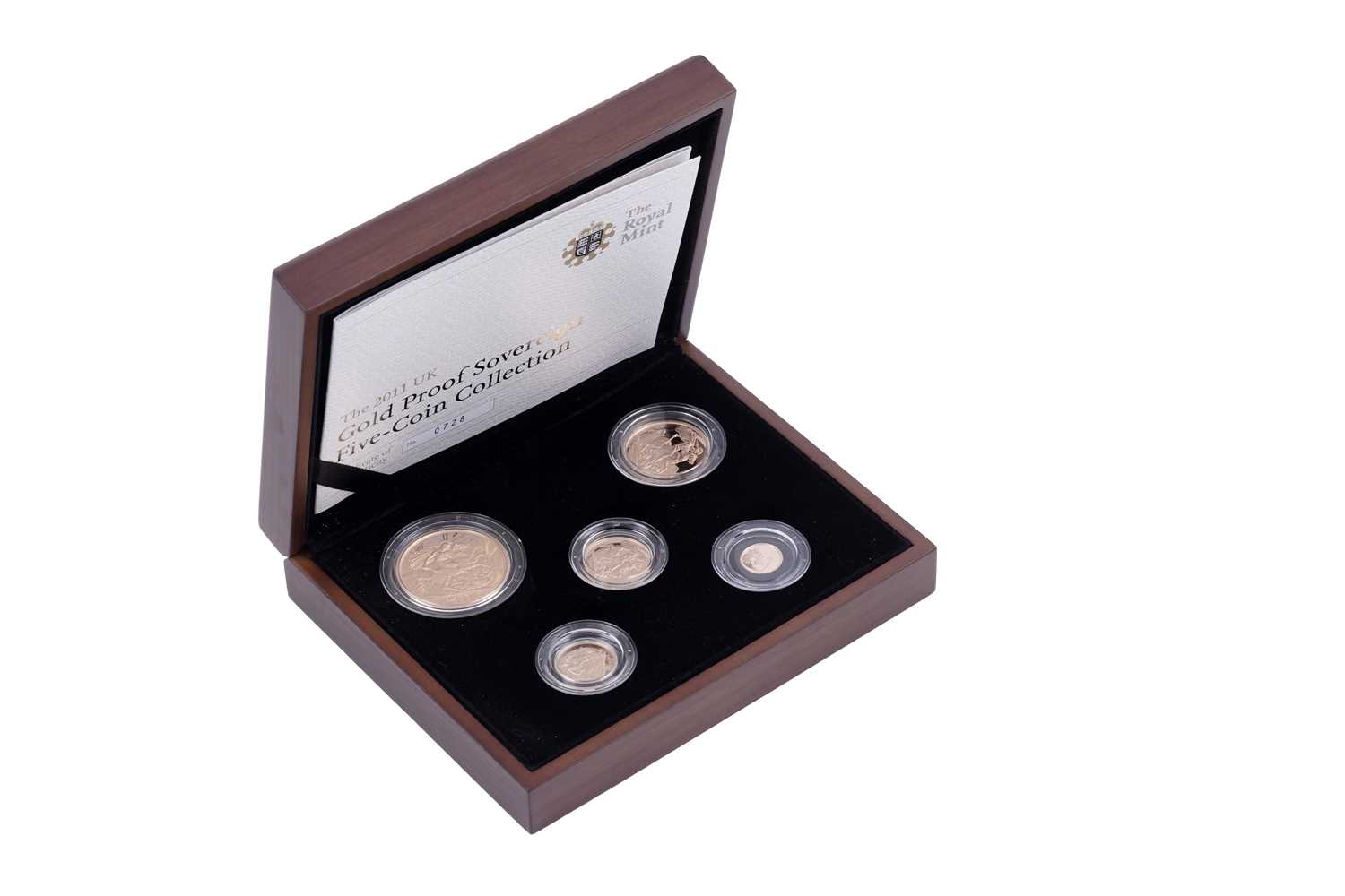 Lot 62 - Royal Mint Elizabeth II gold Proof Sovereign Five Coin Collection
