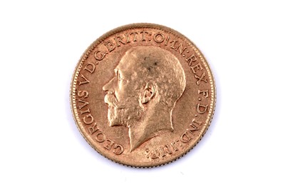 Lot 64 - George V gold sovereign