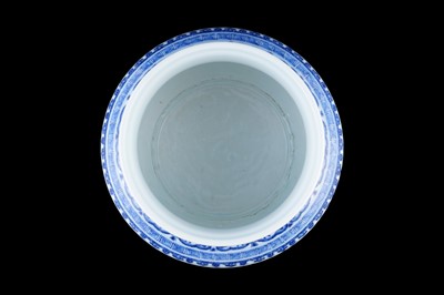 Lot 317 - A Ming-style jar
