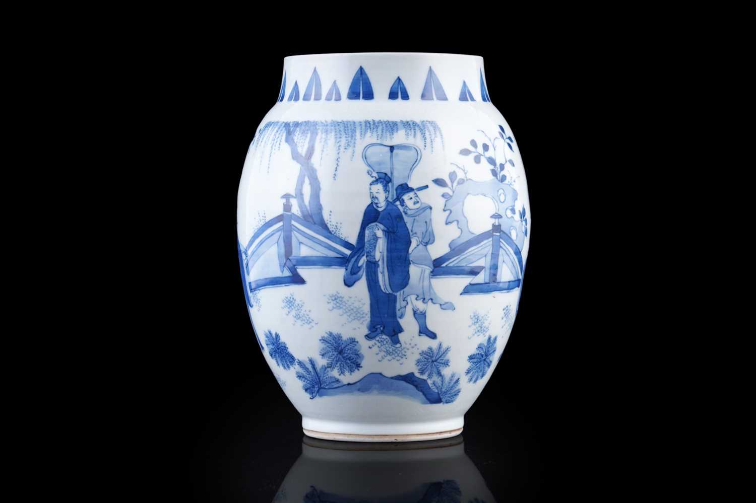 Lot 320 - A Chinese blue and white jar