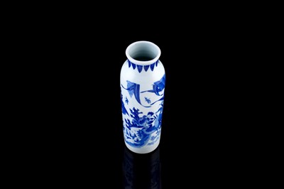 Lot 324 - A Chinese transitional-style vase