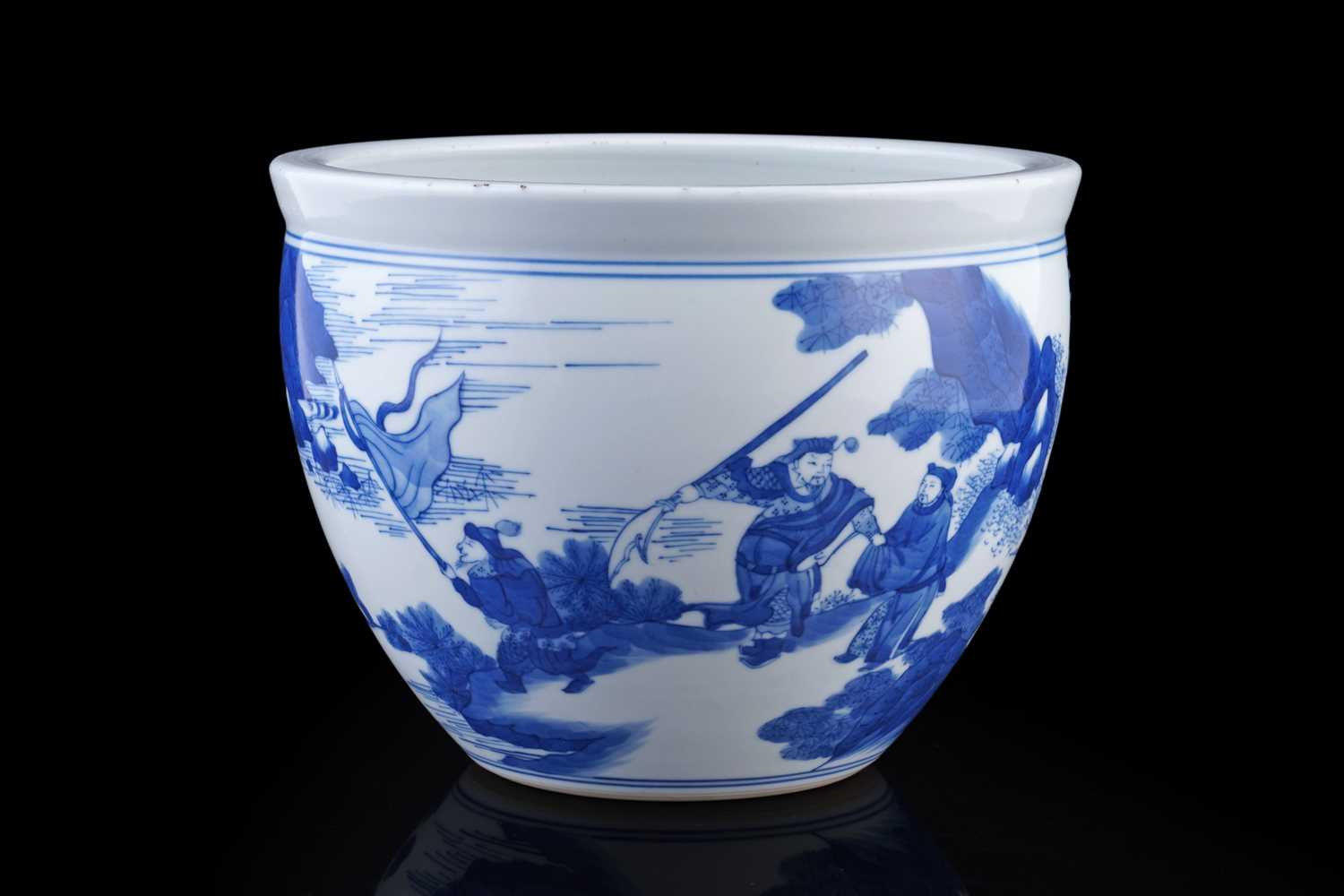 Lot 329 - A Chinese blue and white jardiniere