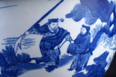 Lot 329 - A Chinese blue and white jardiniere