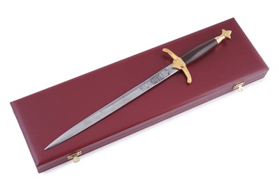 Lot 496 - A pair of Wilkinson Sword presentation knives