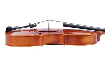 Lot 52 - A Roderich Paesold viola and bow